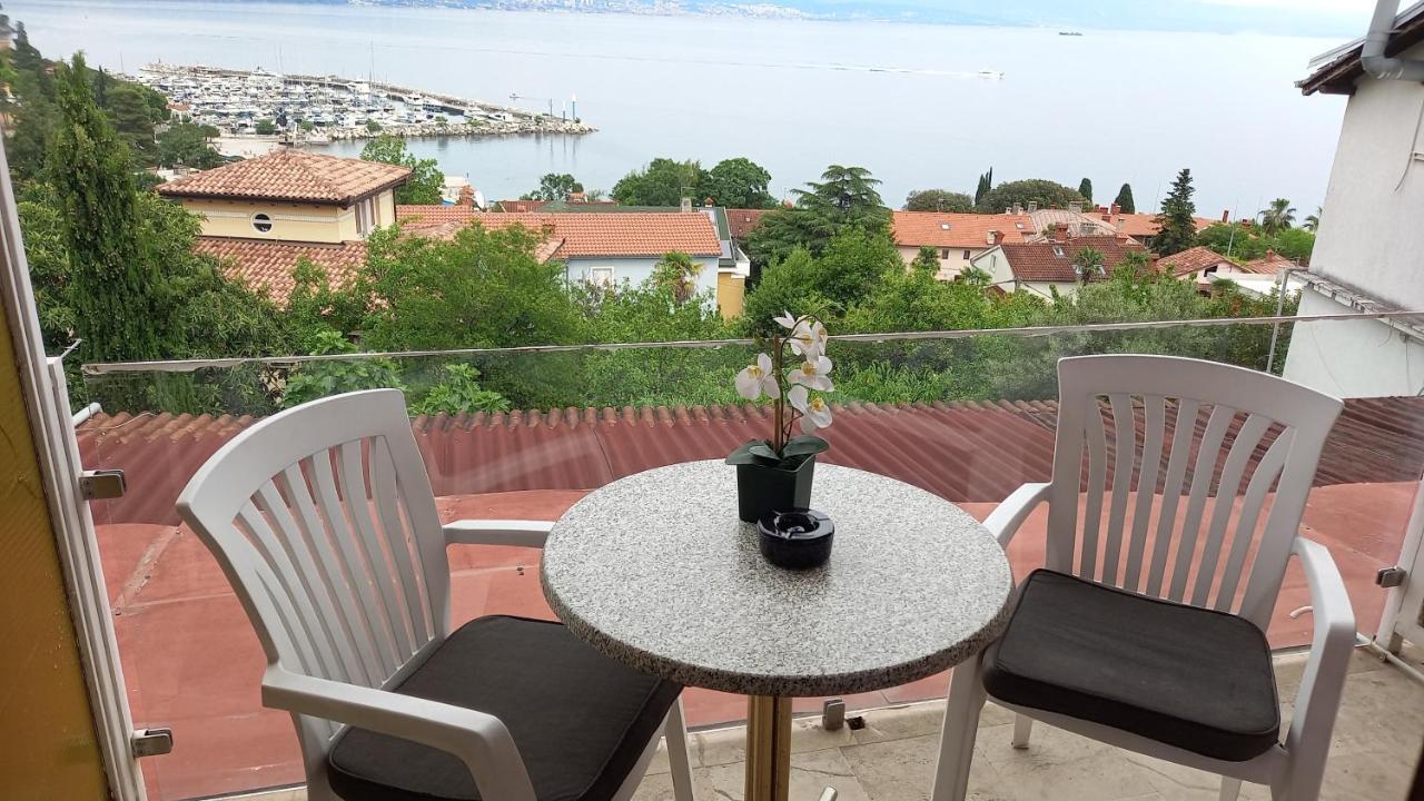 Salyna "Rooms Bela" Ičići Εξωτερικό φωτογραφία