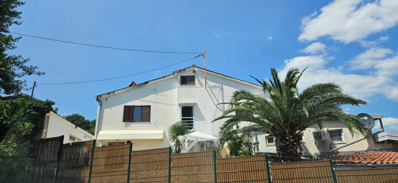 Salyna "Rooms Bela" Ičići Εξωτερικό φωτογραφία