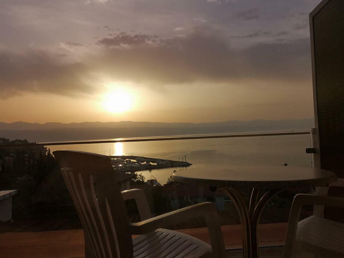 Salyna "Rooms Bela" Ičići Εξωτερικό φωτογραφία